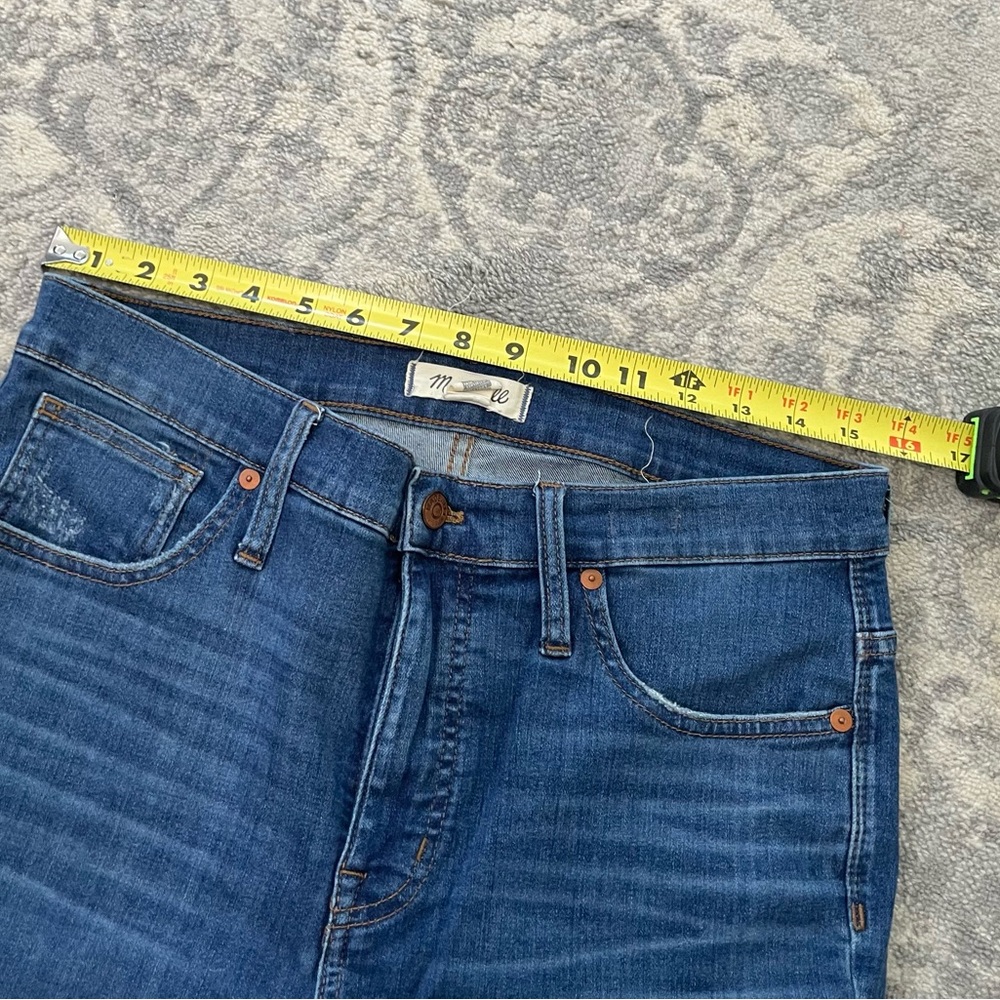 Madewell 9" Mid-Rise Skinny Crop Jeans in Delmar Wash: Eco Edition size 30 - Picture 5 of 13